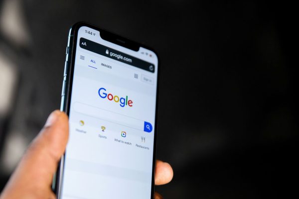 searching google on a cell phone